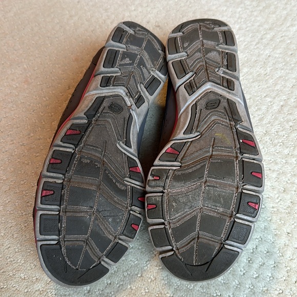 Sketchers Memory Foam Slip-Ons - Picture 6 of 7